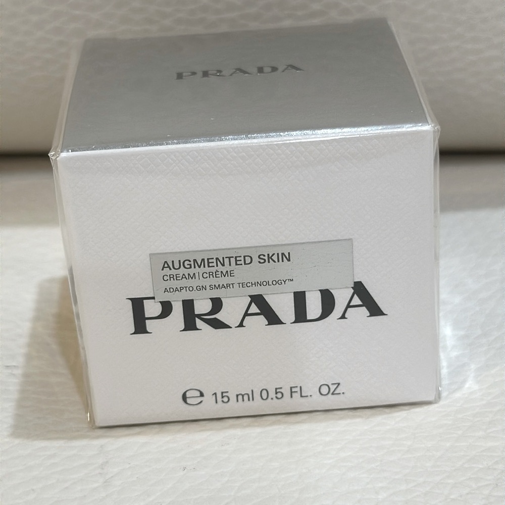 NIB Prada Augmented Skin The Smoothing Face Cream, 0.5oz./15ml